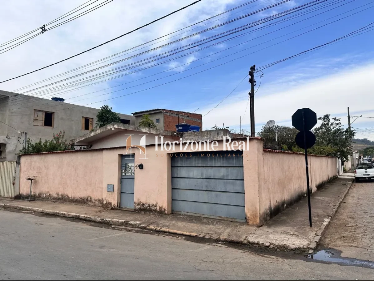 Imagem de OPORTUNIDADE ÚNICA: CASA AMPLA Á VENDA !!