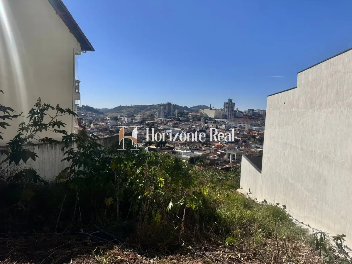 Imagem de TERRENO Á VENDA – ÓTIMA OPORTUNIDADE!