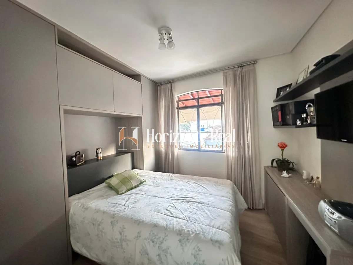 Imagem de CASA DUPLEX Á VENDA | EXCELENTE OPORTUNIDADE DE INVESTIMENTO .