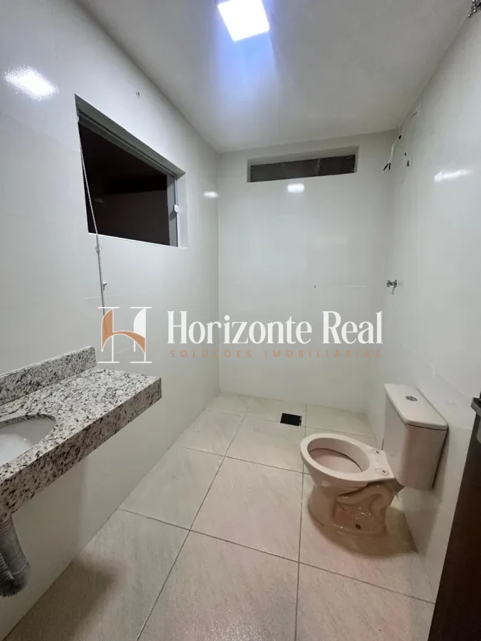 Imagem de CASA DUPLEX Á VENDA | EXCELENTE OPORTUNIDADE DE INVESTIMENTO .