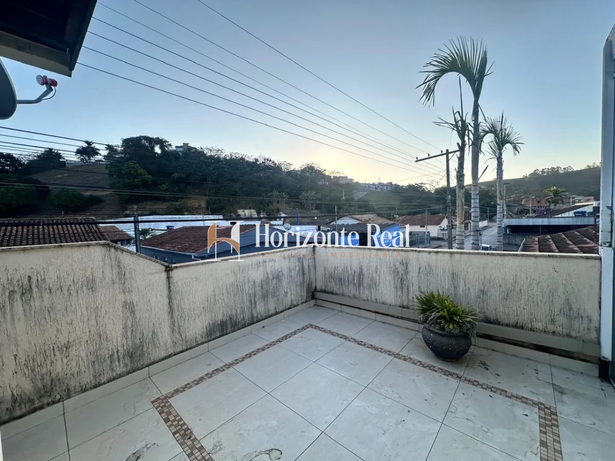 Imagem de CASA DUPLEX Á VENDA | EXCELENTE OPORTUNIDADE DE INVESTIMENTO .