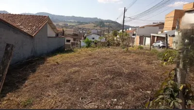 Imagem de TERRENO DE ESQUINA À VENDA | OPORTUNIDADE IMPERDÍVEL!