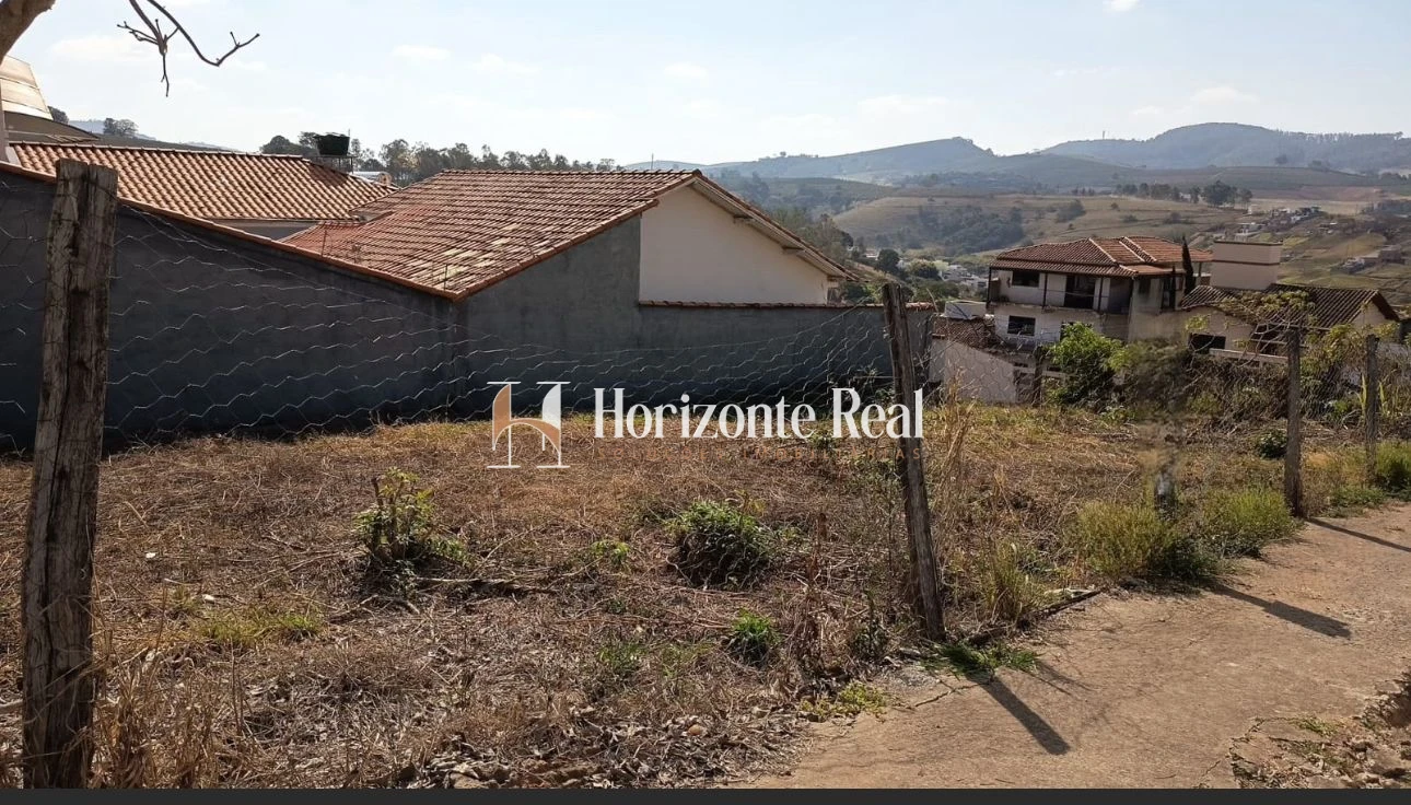 Imagem de TERRENO DE ESQUINA À VENDA | OPORTUNIDADE IMPERDÍVEL!