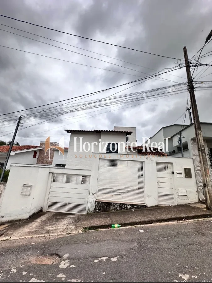 Imagem de VENDE-SE CASA ESPAÇOSA – ÓTIMA LOCALIZAÇÃO!
