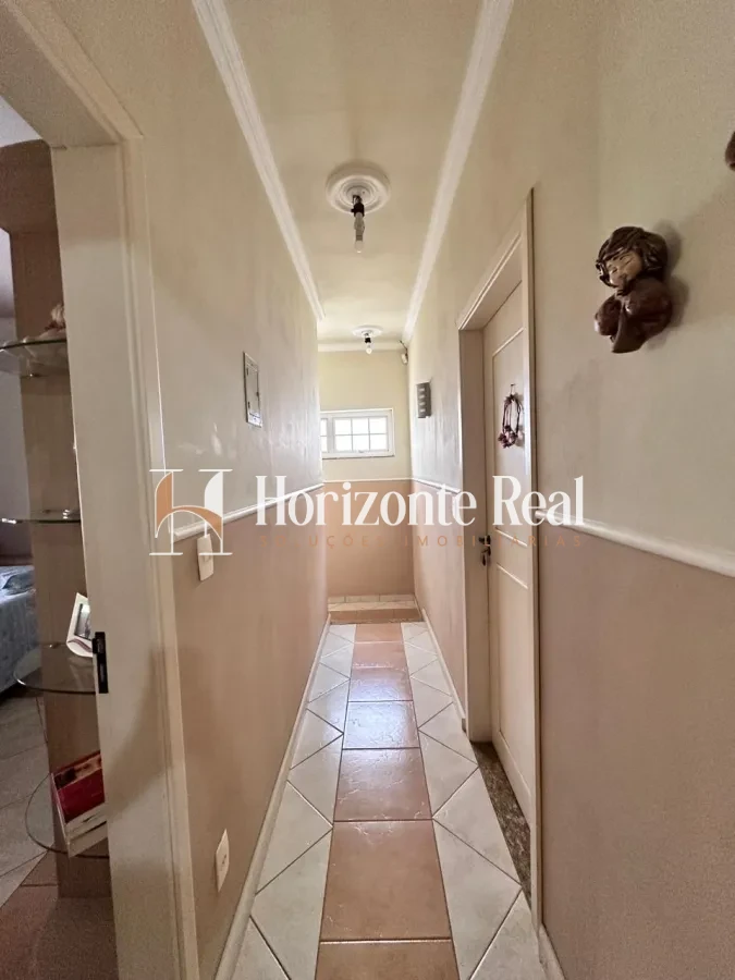 Imagem de VENDE-SE EXCELENTE CASA RESIDENCIAL COM AMPLO ESPAÇO E ESTRUTURA COMPLETA!