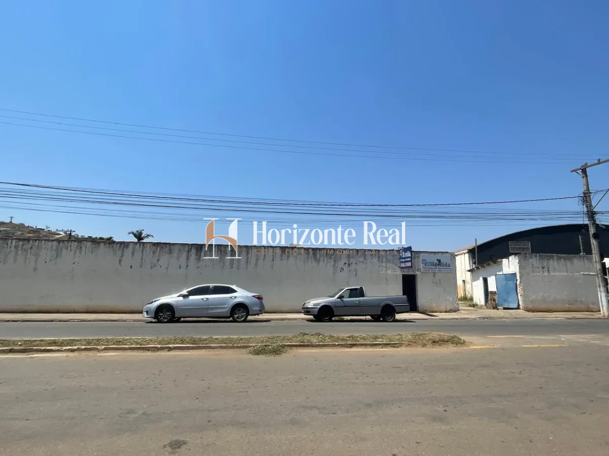 Imagem de IMÓVEL COMERCIAL Á VENDA | BARRACÃO E ÁREA ABERTA