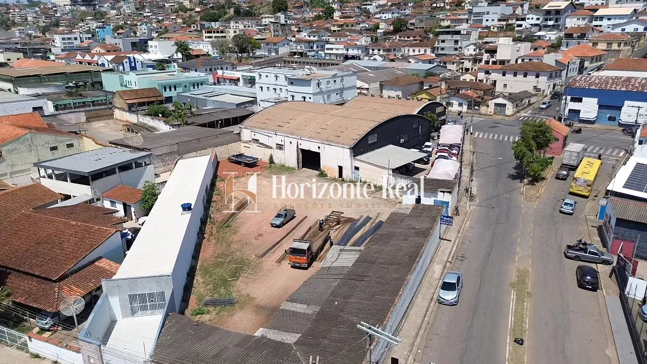 Imagem de IMÓVEL COMERCIAL Á VENDA | BARRACÃO E ÁREA ABERTA