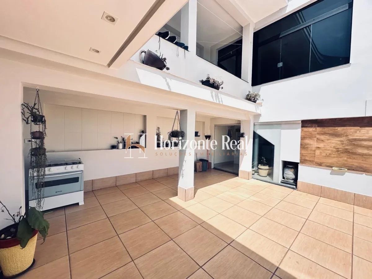 Imagem de OPORTUNIDADE IMPERDÍVEL! CASA Á VENDA | CONFORTO E LAZER EM UM SÓ LUGAR !