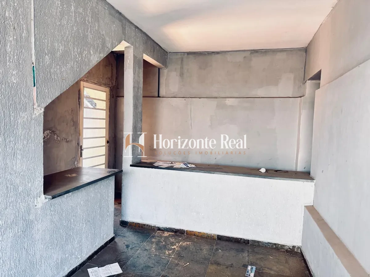 Imagem de IMÓVEL RESIDENCIAL E COMERCIAL Á VENDA NO CENTRO | EXCELENTE OPORTUNIDADE DE INVESTIMENTO