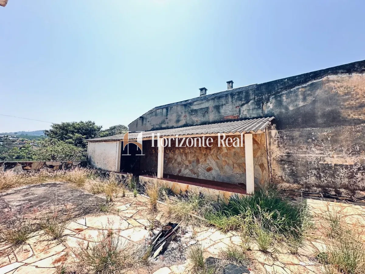 Imagem de IMÓVEL RESIDENCIAL E COMERCIAL Á VENDA NO CENTRO | EXCELENTE OPORTUNIDADE DE INVESTIMENTO