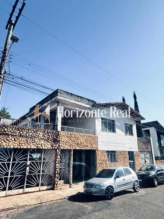 Imagem de IMÓVEL RESIDENCIAL E COMERCIAL Á VENDA NO CENTRO | EXCELENTE OPORTUNIDADE DE INVESTIMENTO