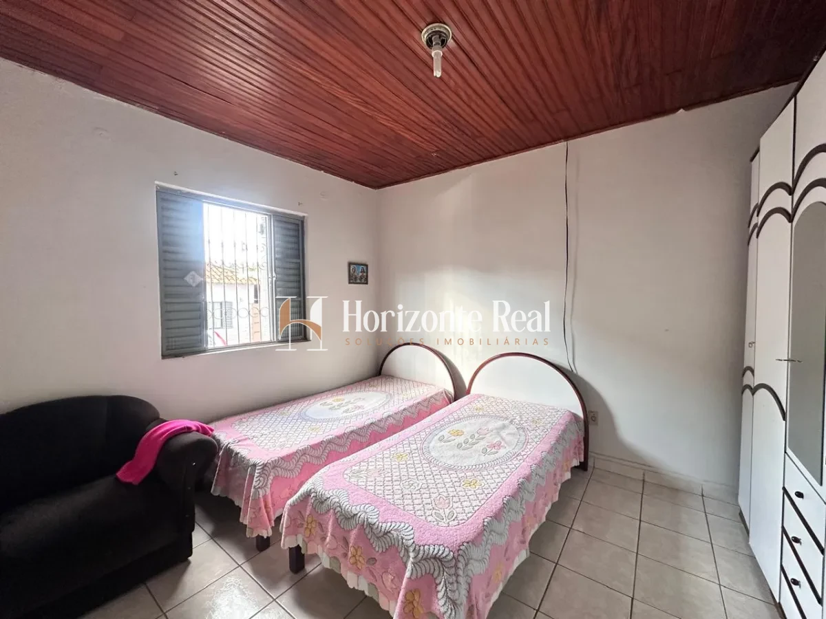 Imagem de VENDE-SE EXCELENTE CASA RESIDENCIAL – ÓTIMA LOCALIZAÇÃO!