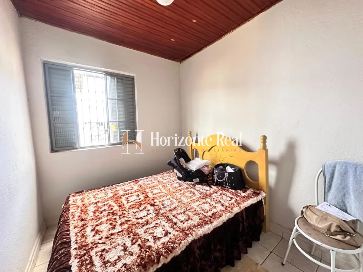 Imagem de VENDE-SE EXCELENTE CASA RESIDENCIAL – ÓTIMA LOCALIZAÇÃO!