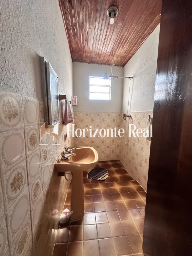 Imagem de VENDE-SE EXCELENTE CASA RESIDENCIAL – ÓTIMA LOCALIZAÇÃO!