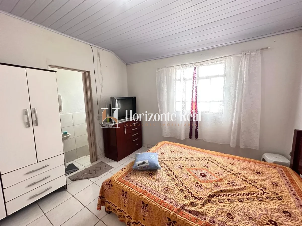 Imagem de VENDE-SE EXCELENTE CASA RESIDENCIAL – ÓTIMA LOCALIZAÇÃO!