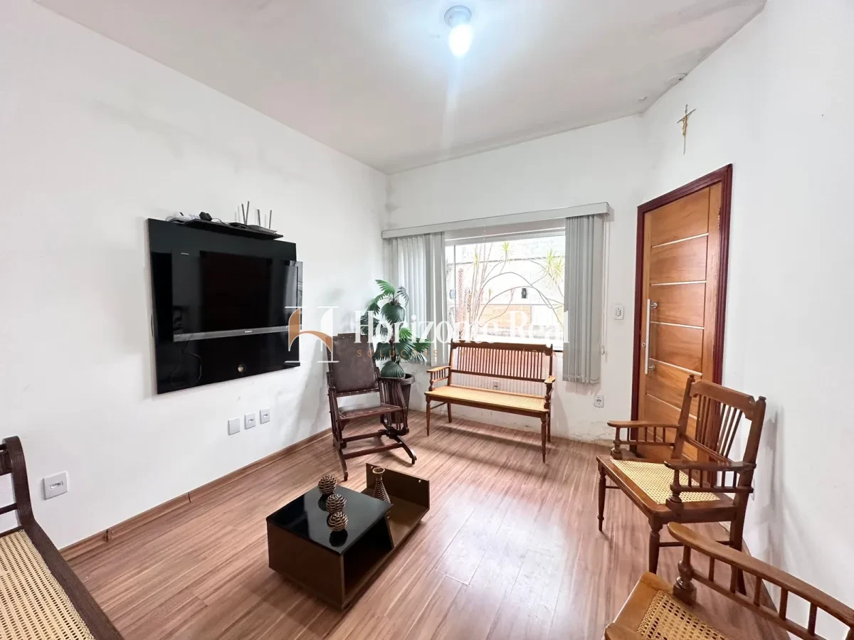 Imagem de VENDE-SE LINDA CASA COM ÁREA DE LAZER COMPLETA – EXCELENTE LOCALIZAÇÃO!