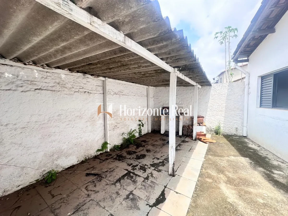 Imagem de VENDE-SE CASA TÉRREA EM BAIRRO CONSOLIDADO – EXCELENTE OPORTUNIDADE!