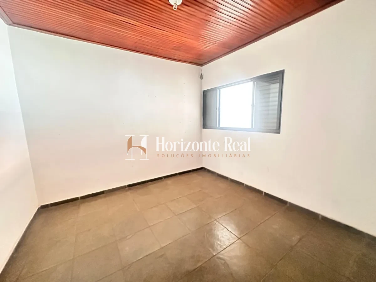 Imagem de VENDE-SE CASA TÉRREA EM BAIRRO CONSOLIDADO – EXCELENTE OPORTUNIDADE!