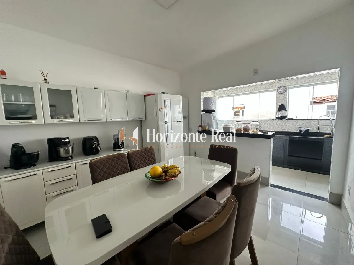 Imagem de VENDE-SE EXCELENTE CASA RESIDENCIAL!