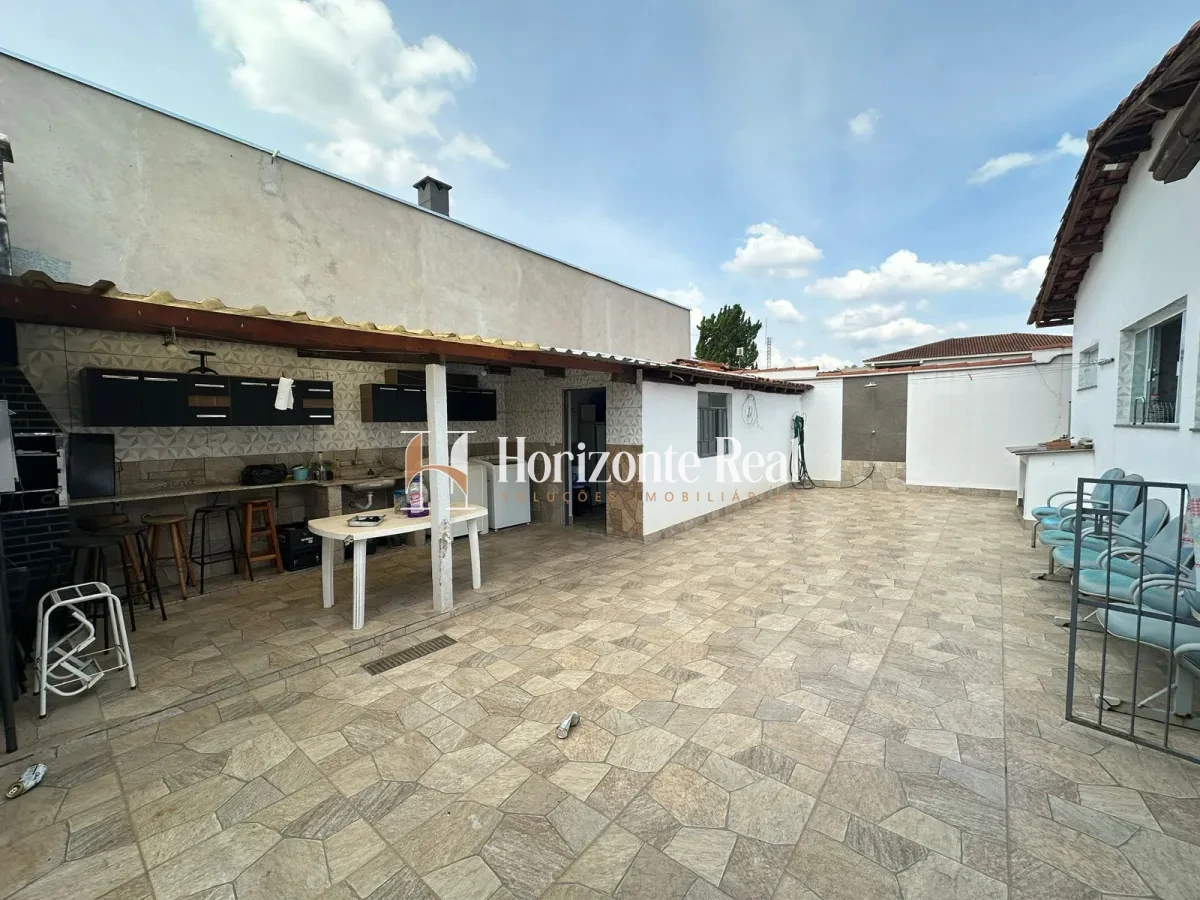 Imagem de VENDE-SE EXCELENTE CASA RESIDENCIAL!