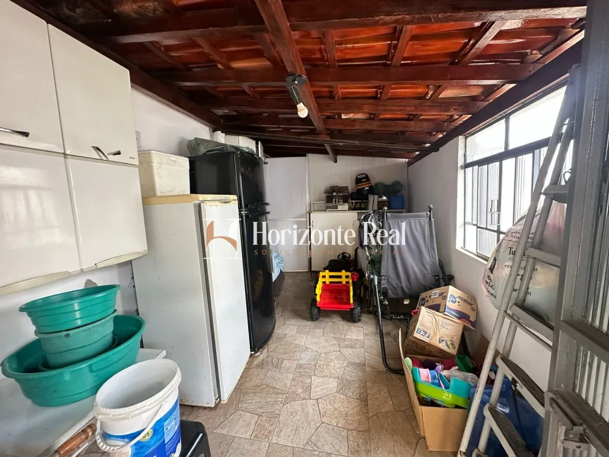 Imagem de VENDE-SE EXCELENTE CASA RESIDENCIAL!