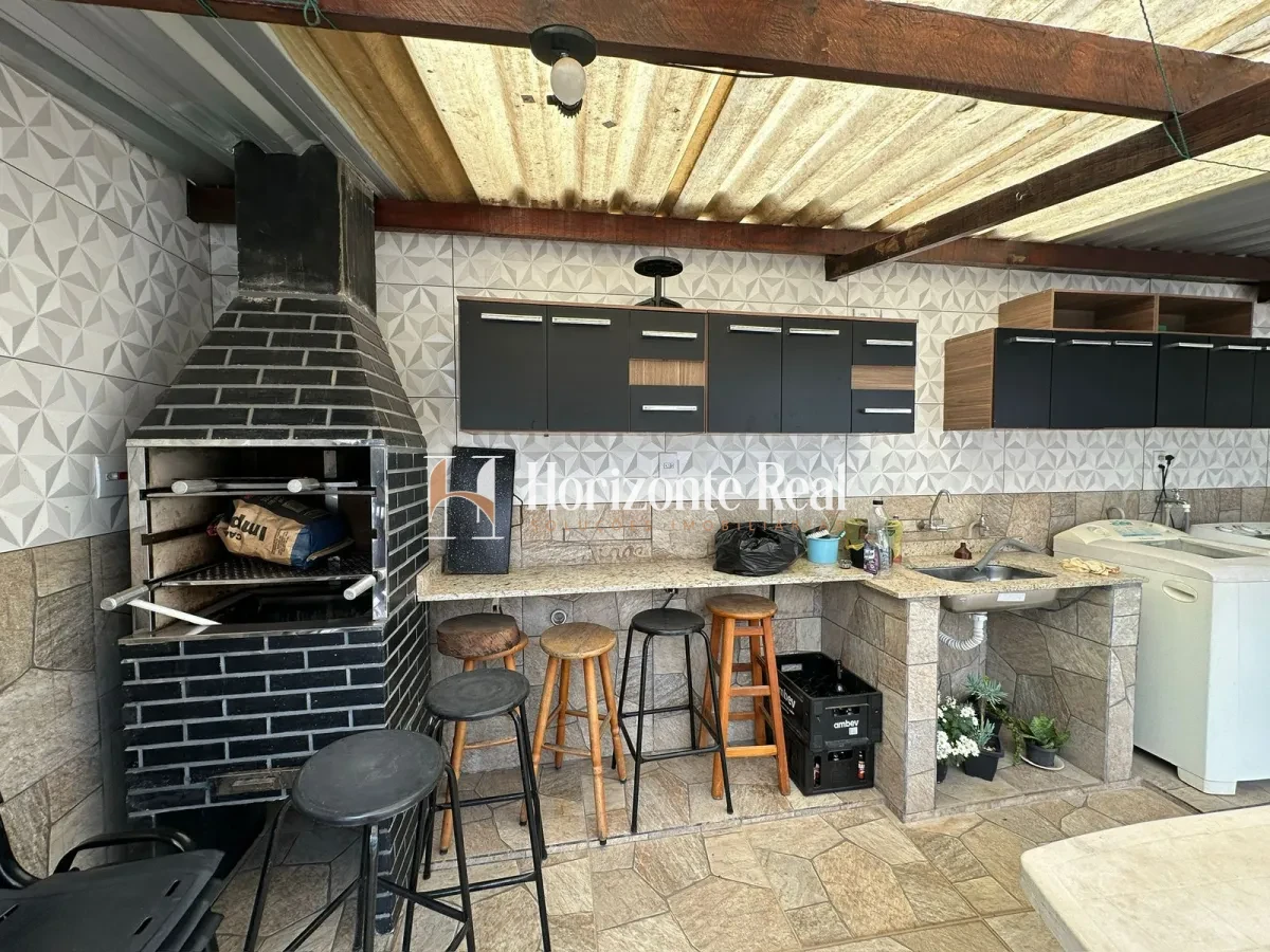 Imagem de VENDE-SE EXCELENTE CASA RESIDENCIAL!