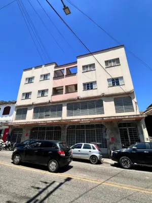 Imagem de APARTAMENTO À VENDA – LOCALIZAÇÃO PRIVILEGIADA NO CENTRO DA CIDADE!