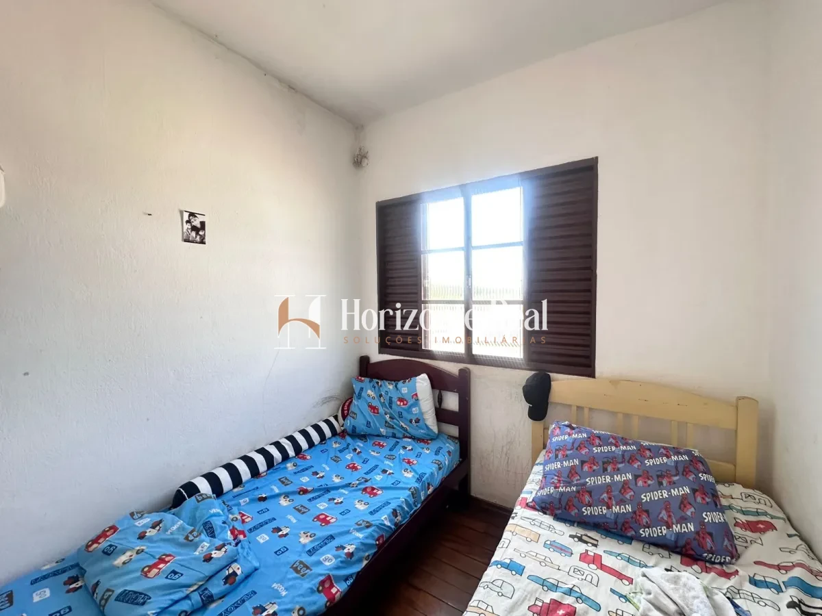 Imagem de VENDE-SE CASA NO CENTRO DA CIDADE!