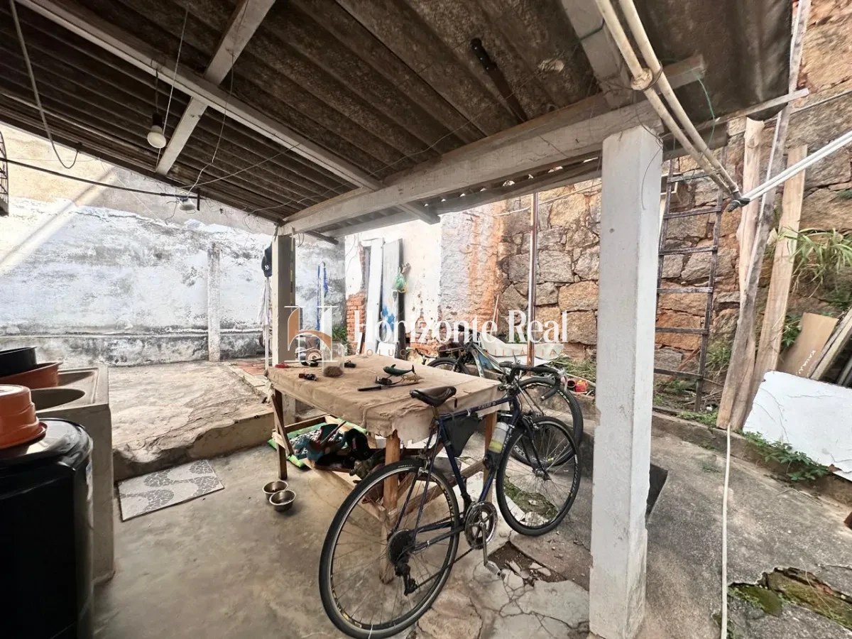 Imagem de CASA Á VENDA | PRÓXIMO AO CENTRO DA CIDADE !