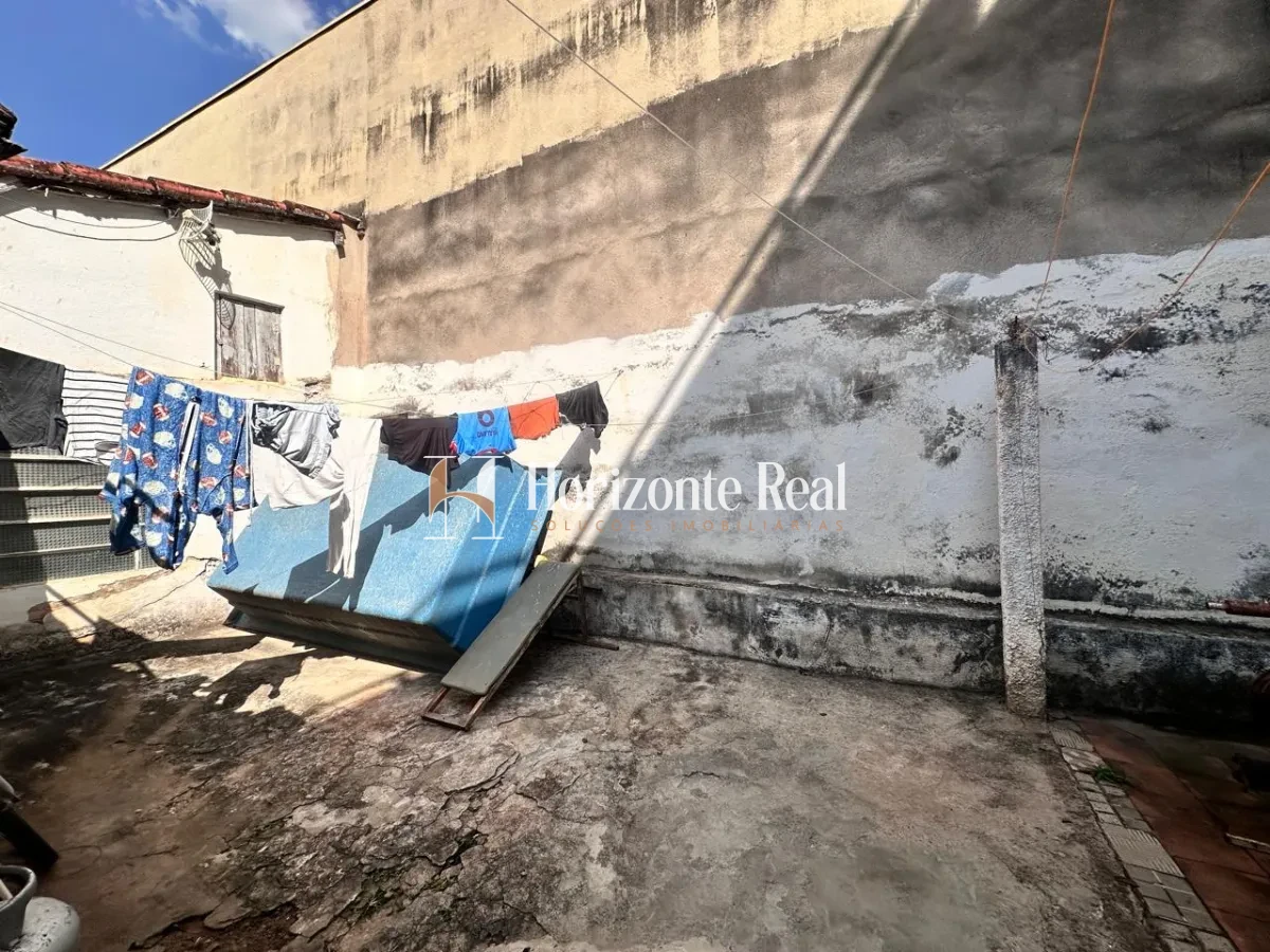 Imagem de CASA Á VENDA | PRÓXIMO AO CENTRO DA CIDADE !