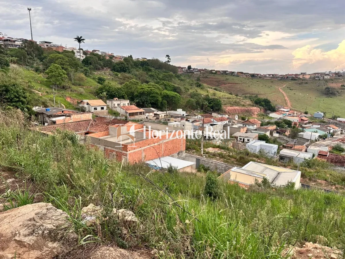Imagem de TERRENO Á VENDA - 191,43 m²