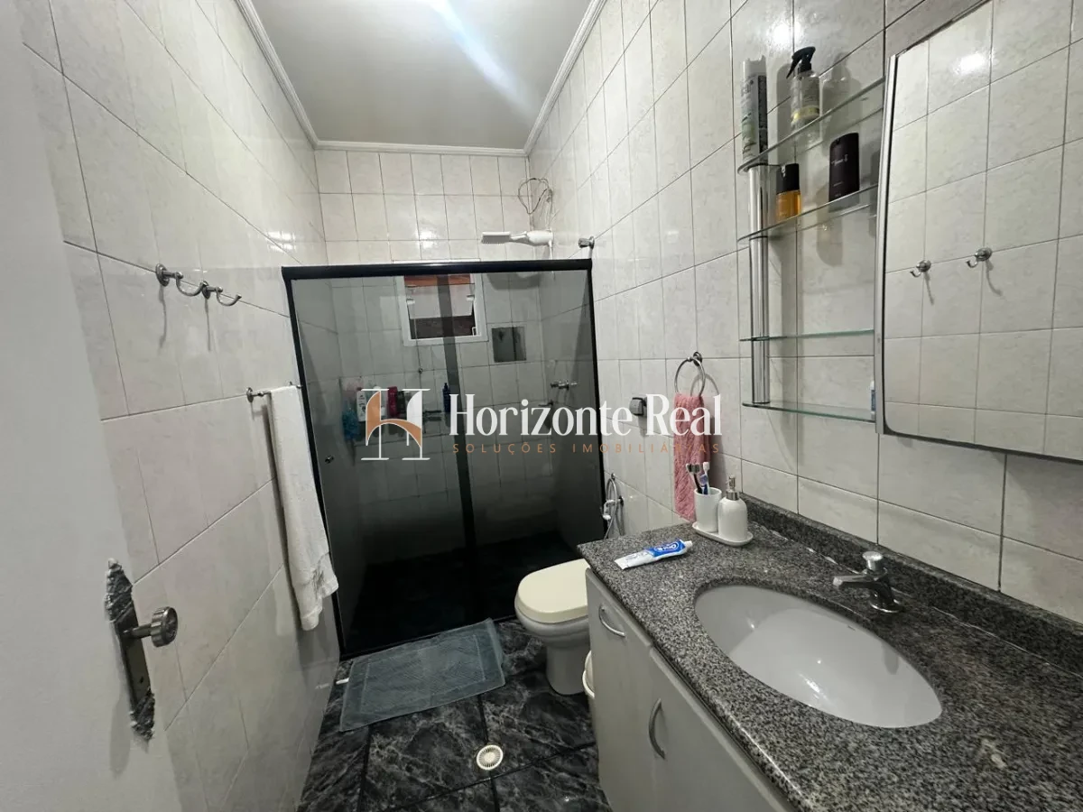 Imagem de VENDE-SE CASA TÉRREA !