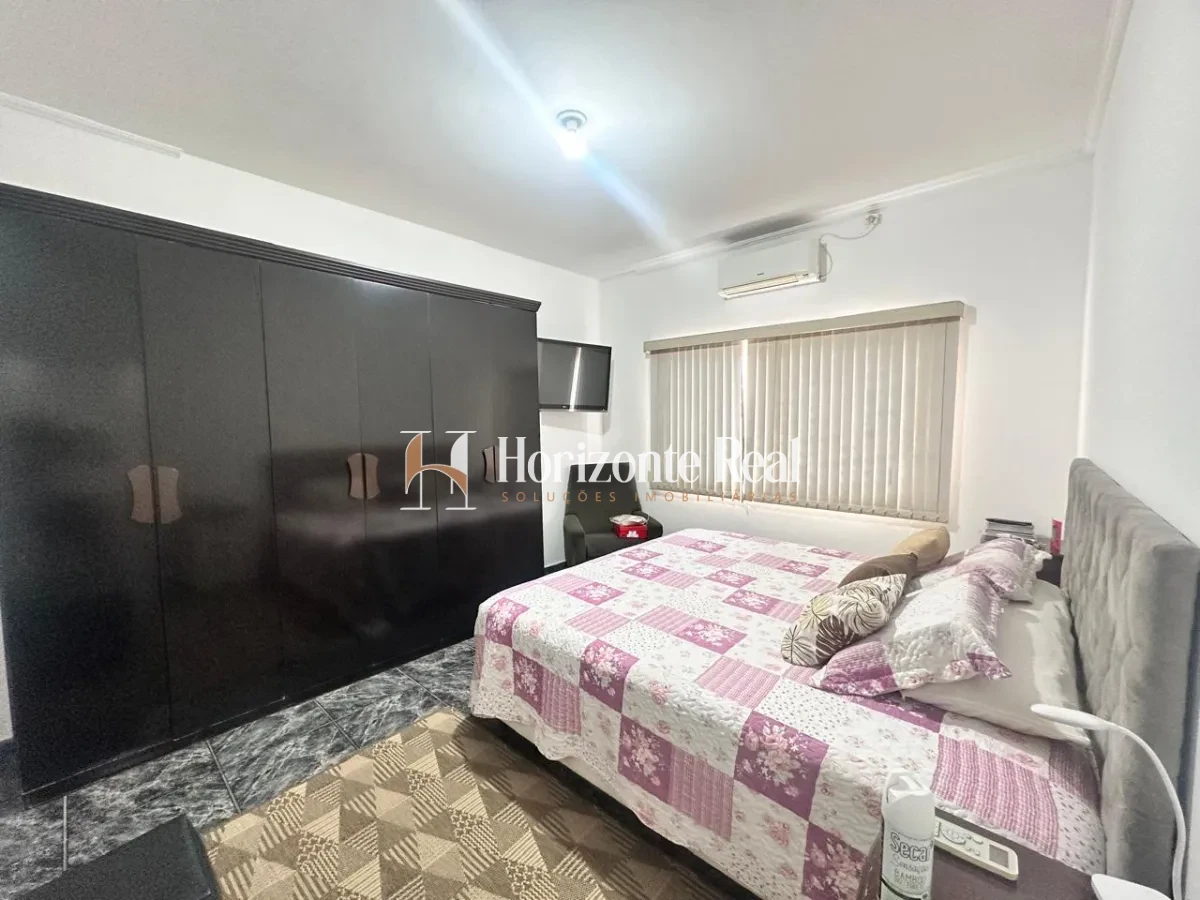 Imagem de VENDE-SE CASA TÉRREA !