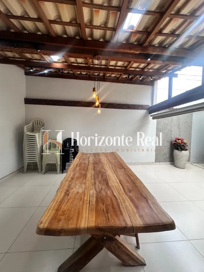 Imagem de VENDE-SE CASA TÉRREA !