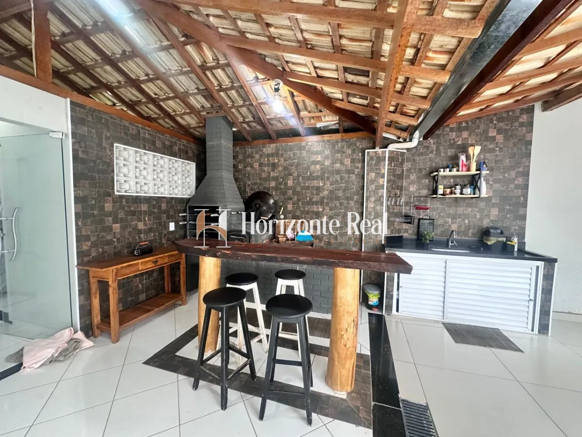 Imagem de VENDE-SE CASA TÉRREA !