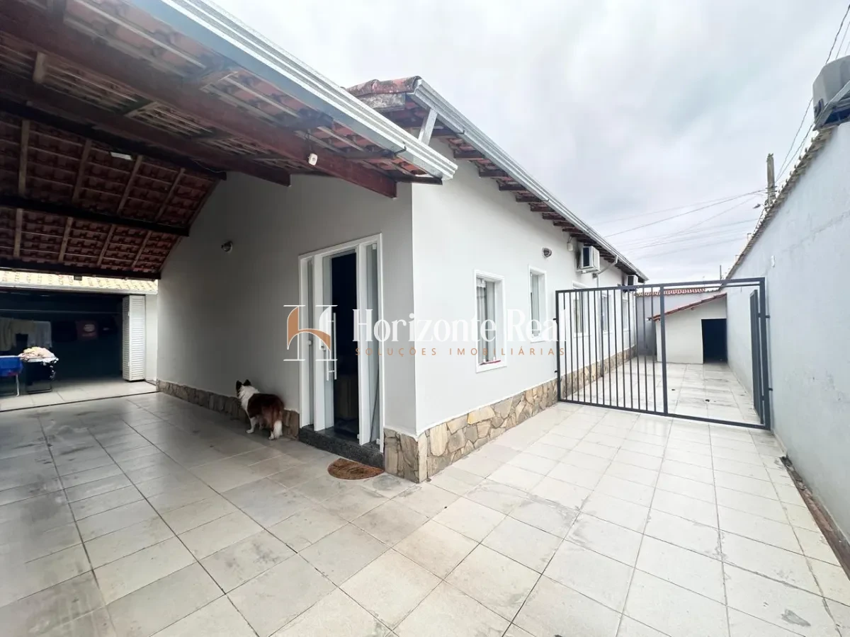 Imagem de VENDE-SE CASA TÉRREA !