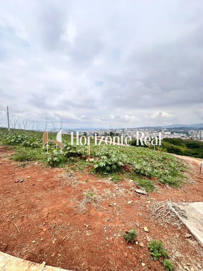 Imagem de TERRENO DE ESQUINA Á VENDA | PARQUE DAS BRISAS