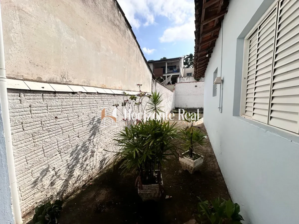 Imagem de VENDE-SE CASA AMPLA E ACONCHEGANTE !