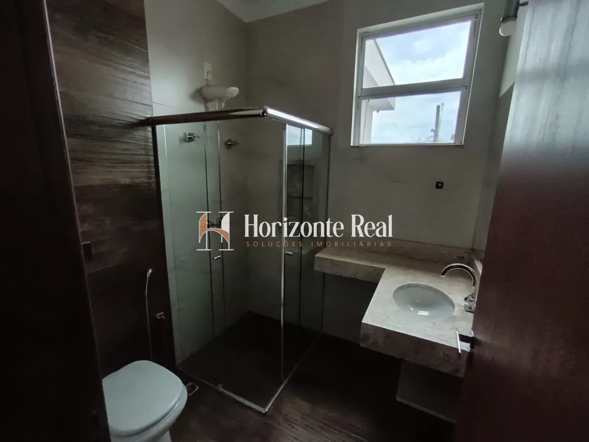 Imagem de VENDE-SE CASA ALTO PADRÃO NO CENTRO DA CIDADE