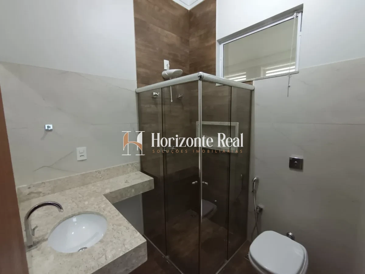 Imagem de VENDE-SE CASA ALTO PADRÃO NO CENTRO DA CIDADE