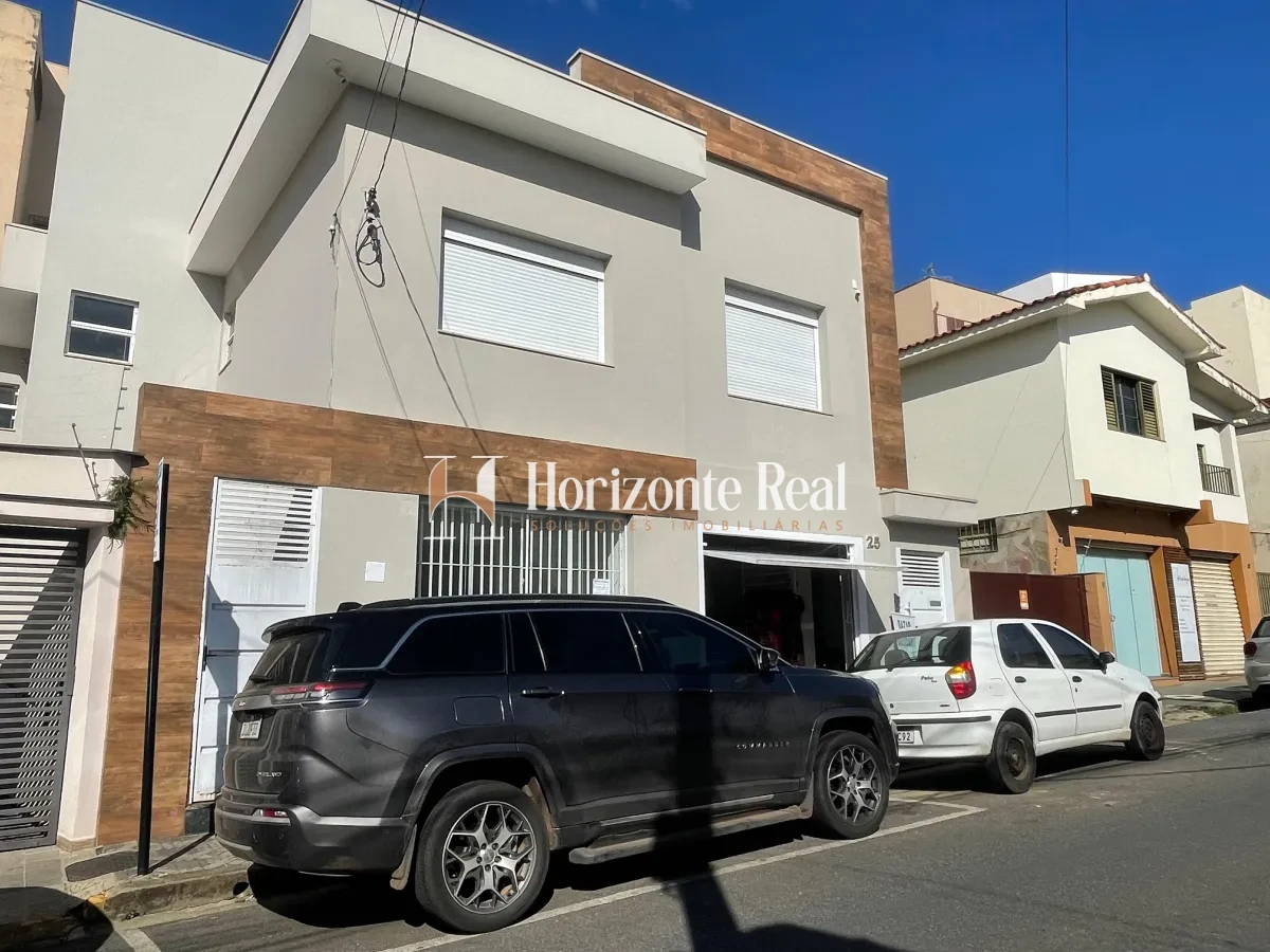 Imagem de VENDE-SE CASA ALTO PADRÃO NO CENTRO DA CIDADE