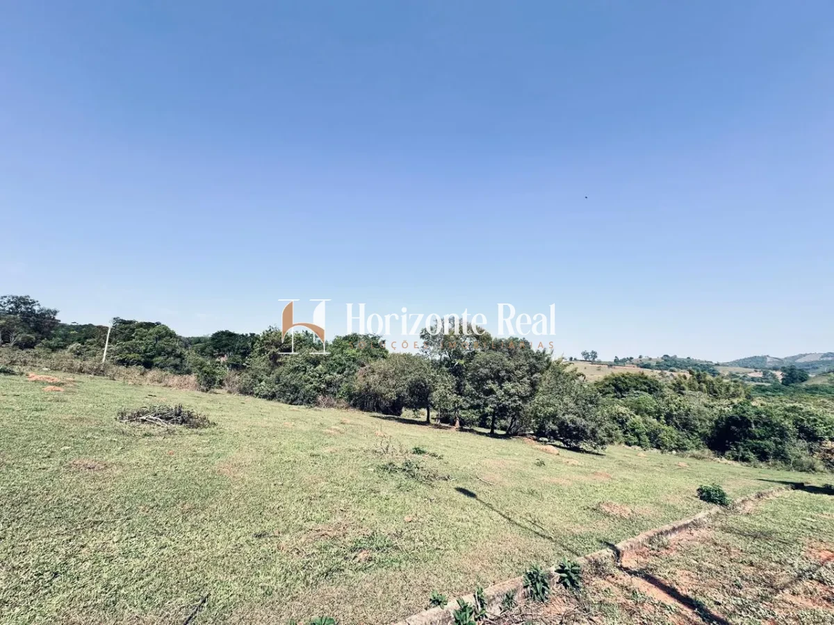 Imagem de CHACREAMENTO Á VENDA | 574 m²