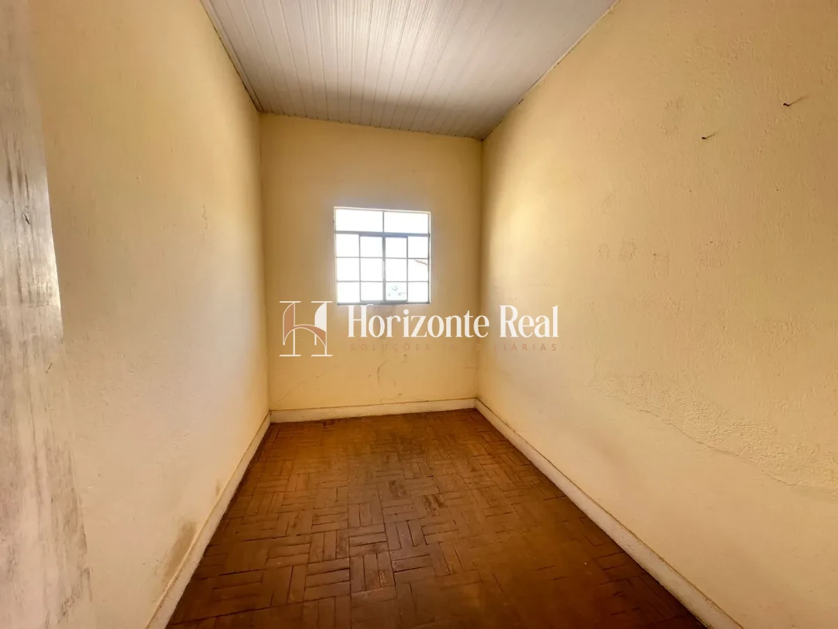 Imagem de ÓTIMA OPORTUNIDADE! CASA À VENDA – DOIS PAVIMENTOS, EXCELENTE LOCALIZAÇÃO