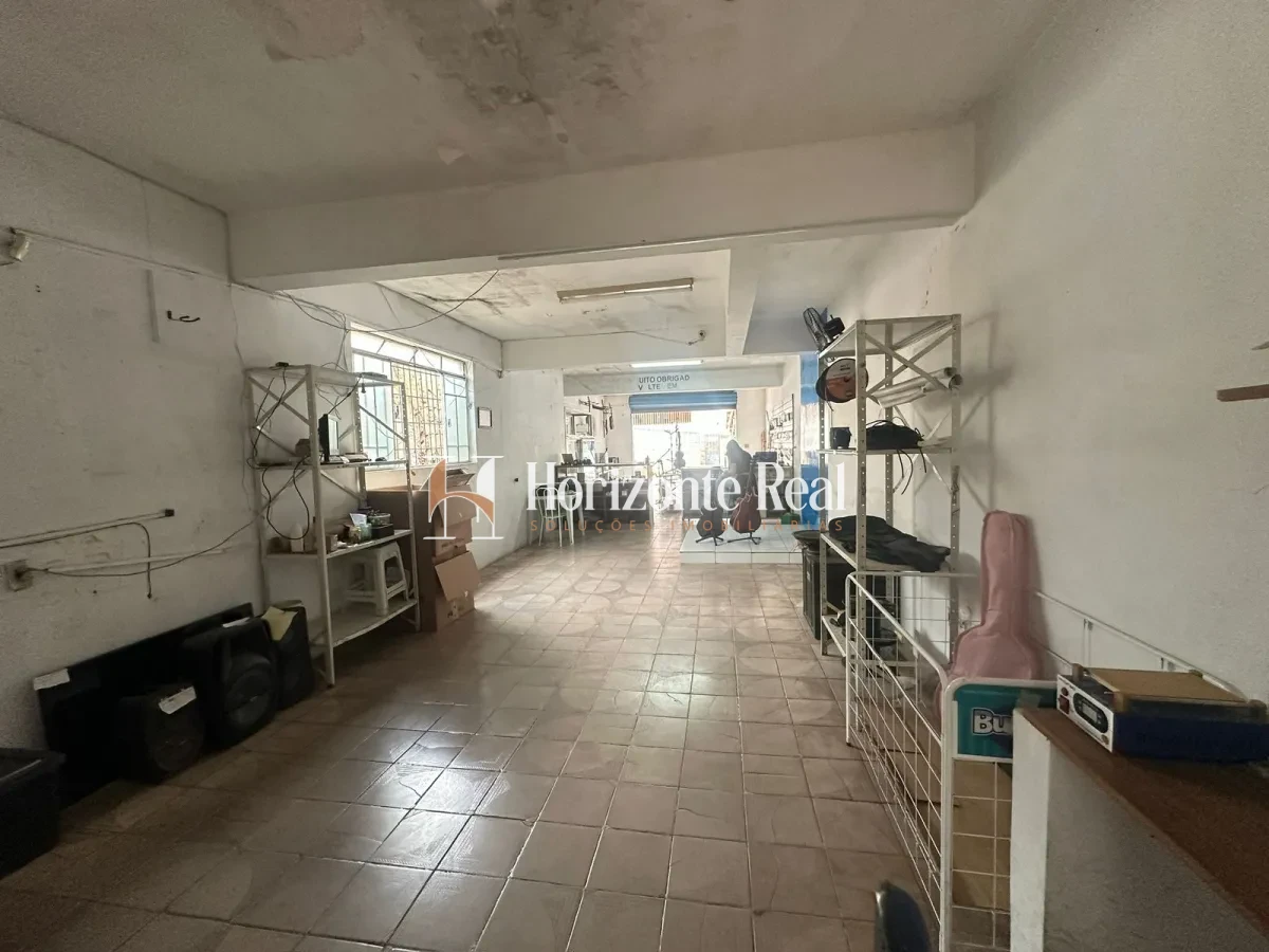 Imagem de OPORTUNIDADE ÚNICA – PONTO COMERCIAL À VENDA NO CENTRO DA CIDADE