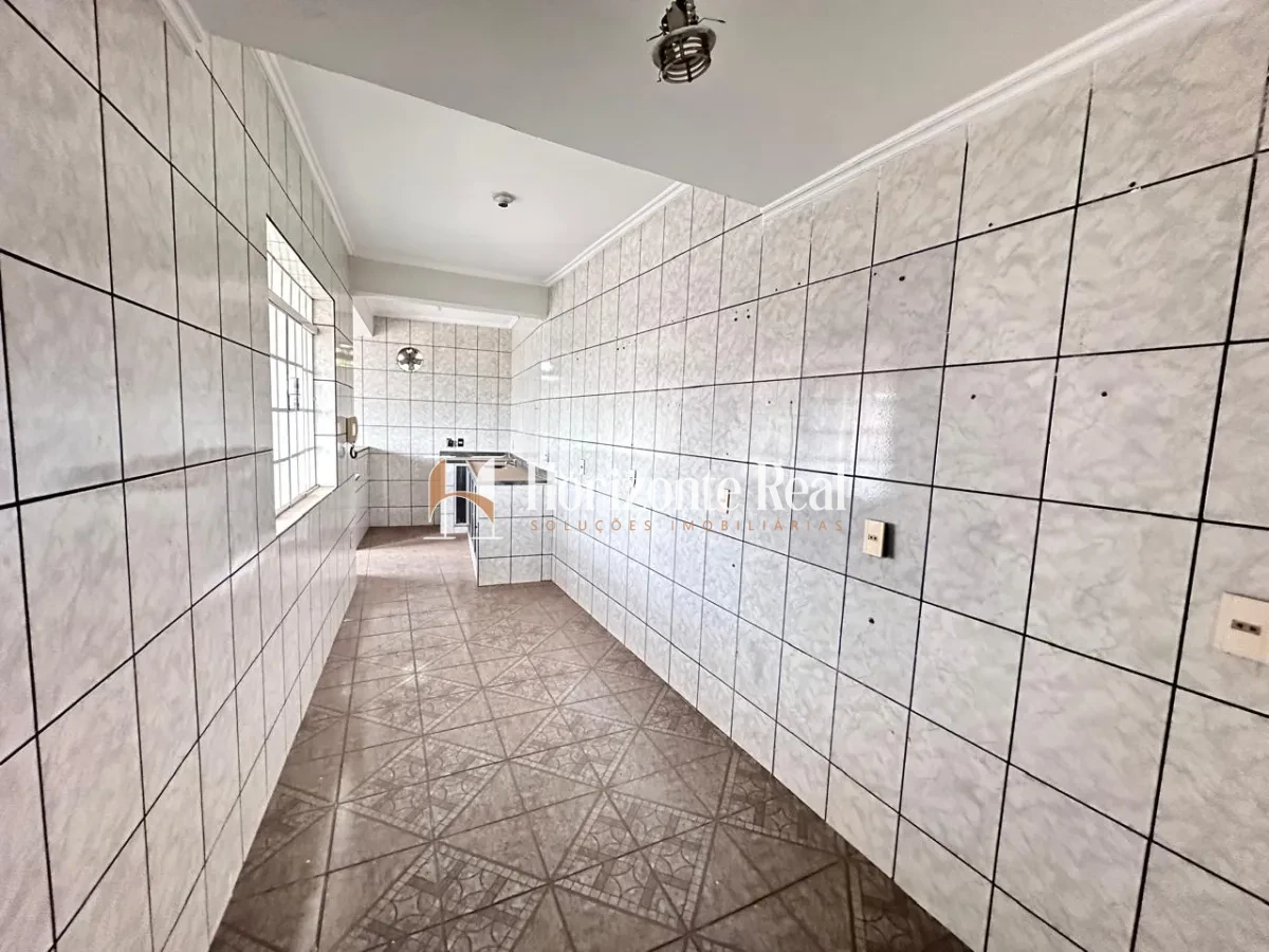 Imagem de VENDE-SE UMA EXCELENTE CASA – OPORTUNIDADE IMPERDÍVEL!