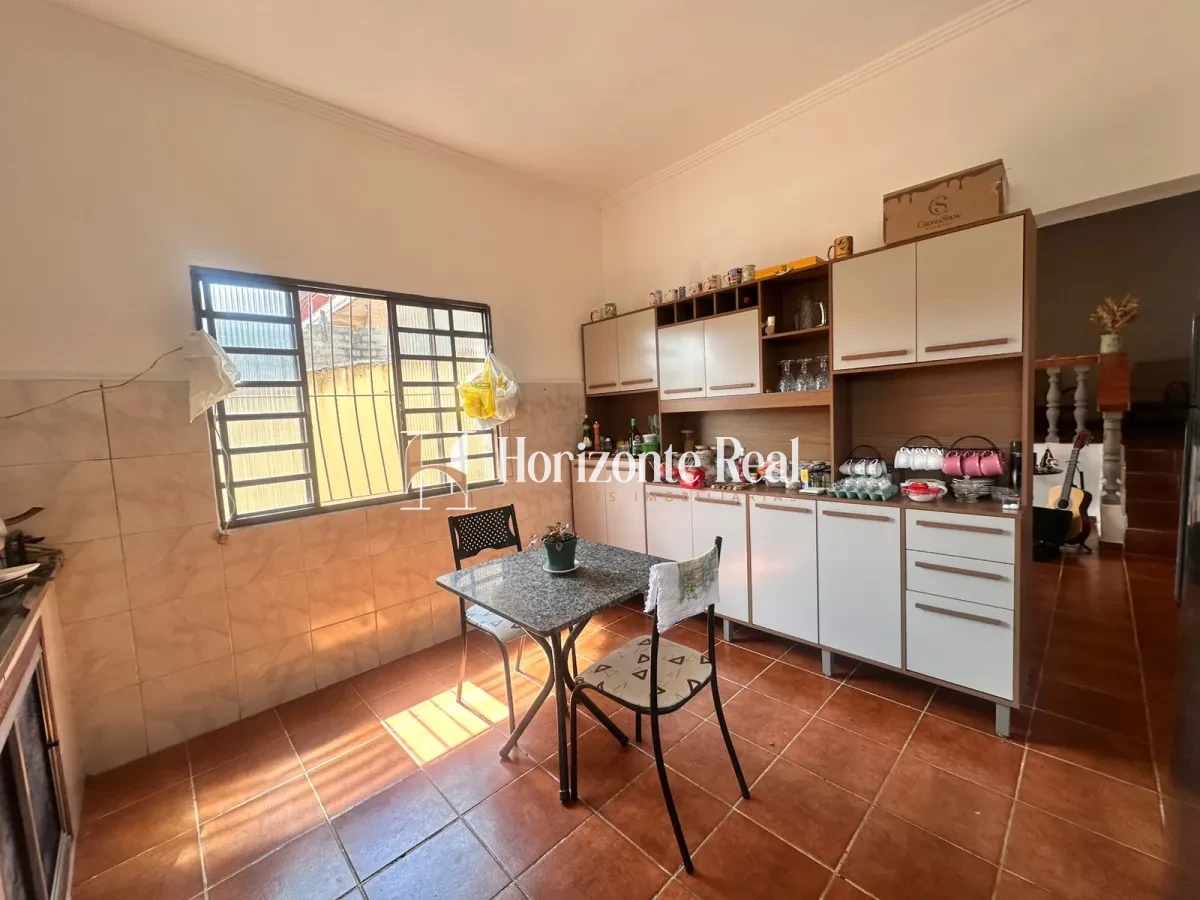 Imagem de VENDE-SE CASA – EXCELENTE OPORTUNIDADE!