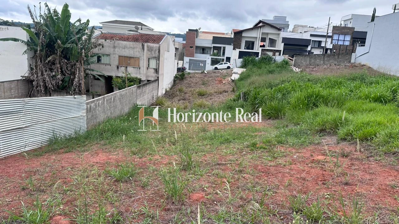 Imagem de TERRENO À VENDA – EXCELENTE OPORTUNIDADE!