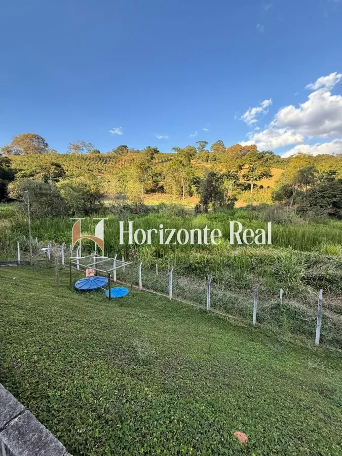 Imagem de VENDE-SE LINDA CHÁCARA A APENAS 6 KM DA CIDADE