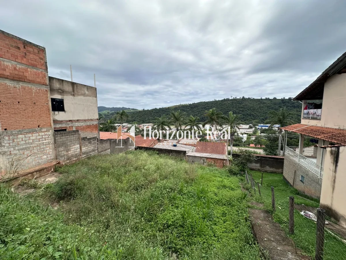 Imagem de TERRENO À VENDA – EXCELENTE OPORTUNIDADE!
