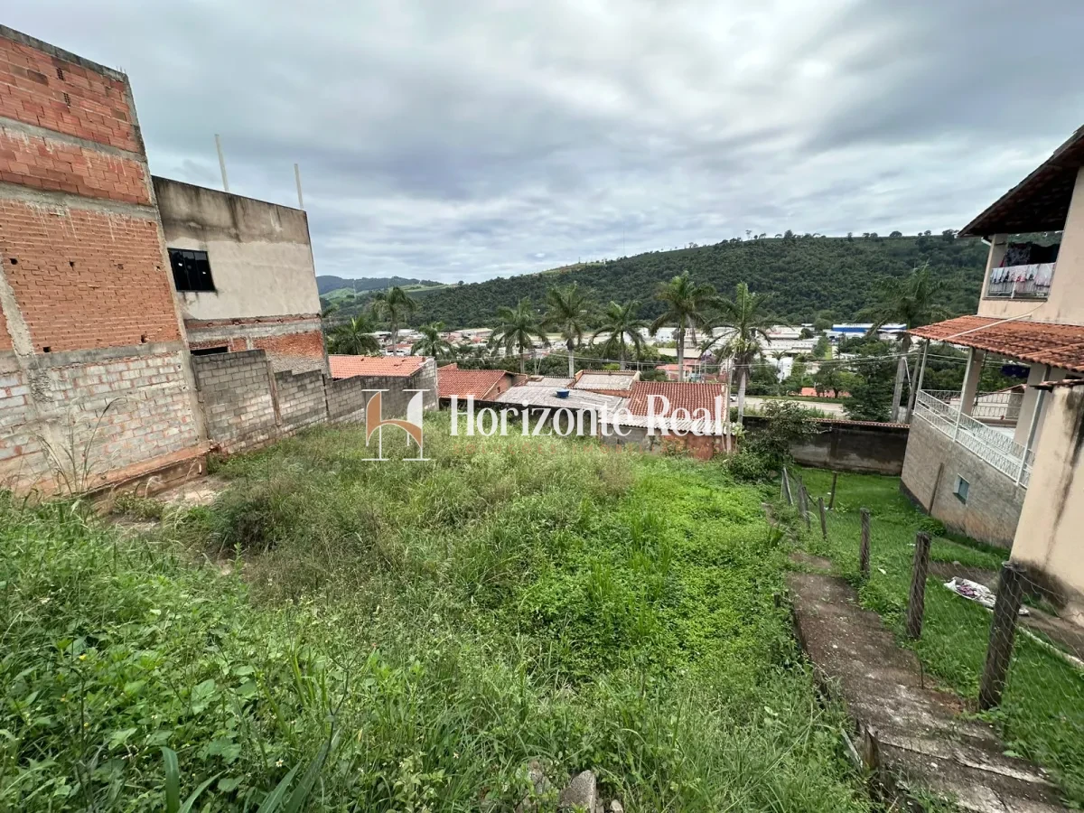 Imagem de TERRENO À VENDA – EXCELENTE OPORTUNIDADE!